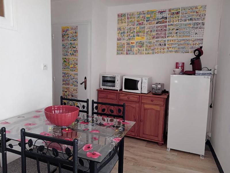Appartement Le Labyrinthe Du Peintre Bransat Eksteriør billede