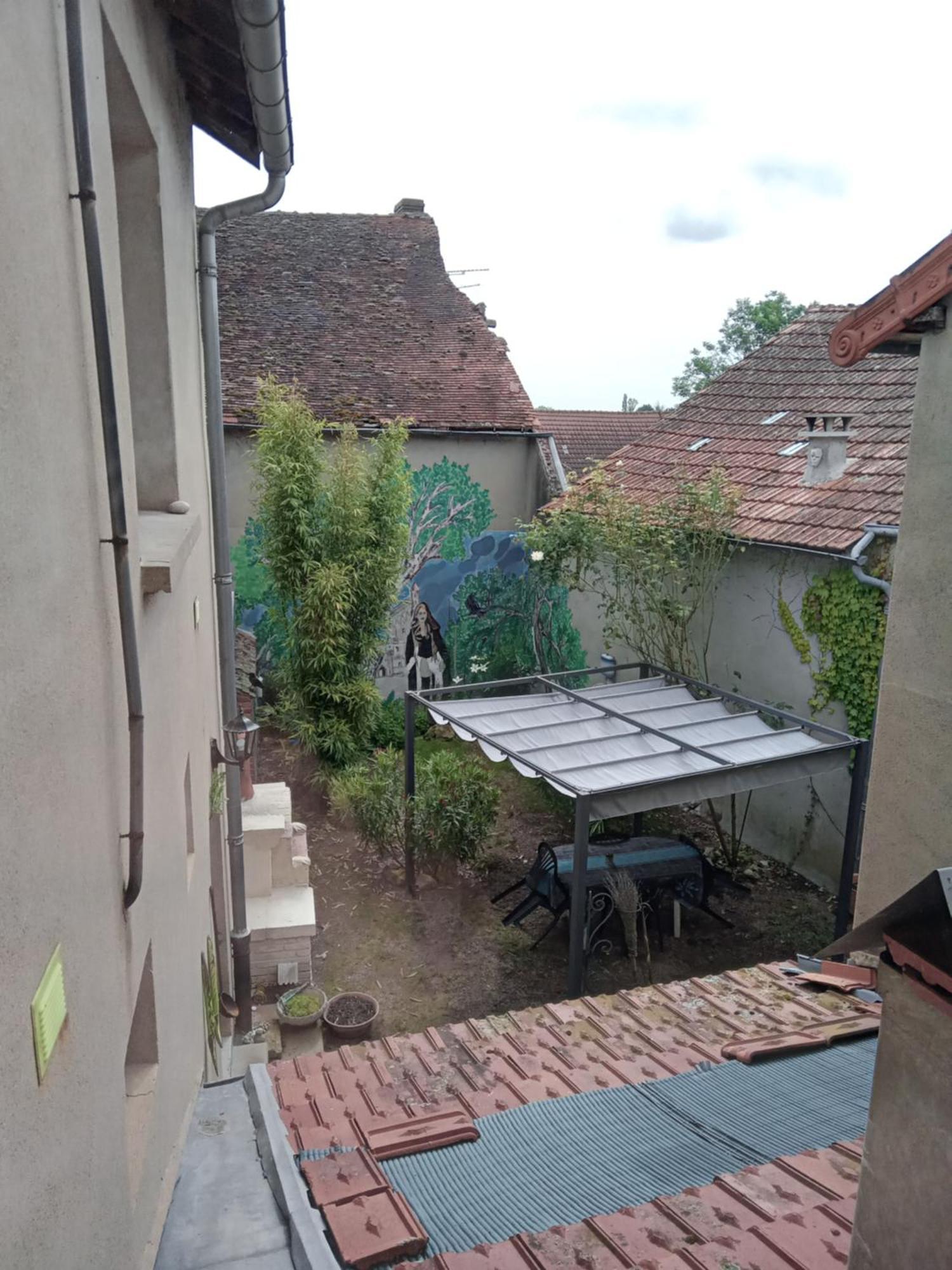 Appartement Le Labyrinthe Du Peintre Bransat Eksteriør billede
